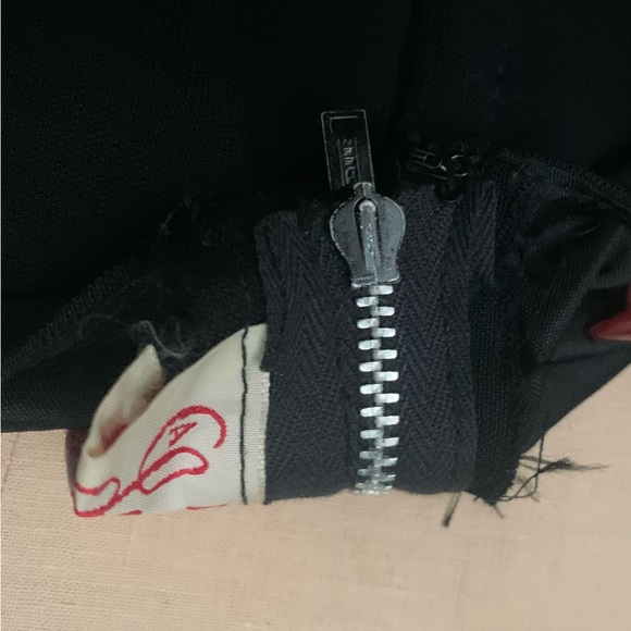 Vintage 60s Black Cocktail Dress With Beautiful Neck Detail. - Picture 6 of 13